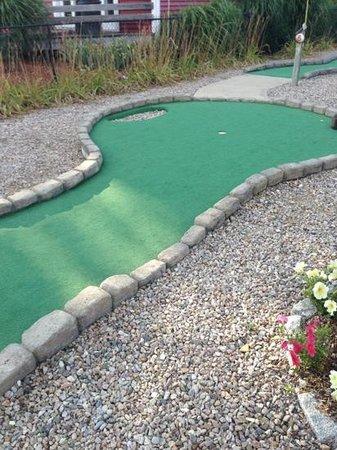 Poit's Lighthouse Mini Golf